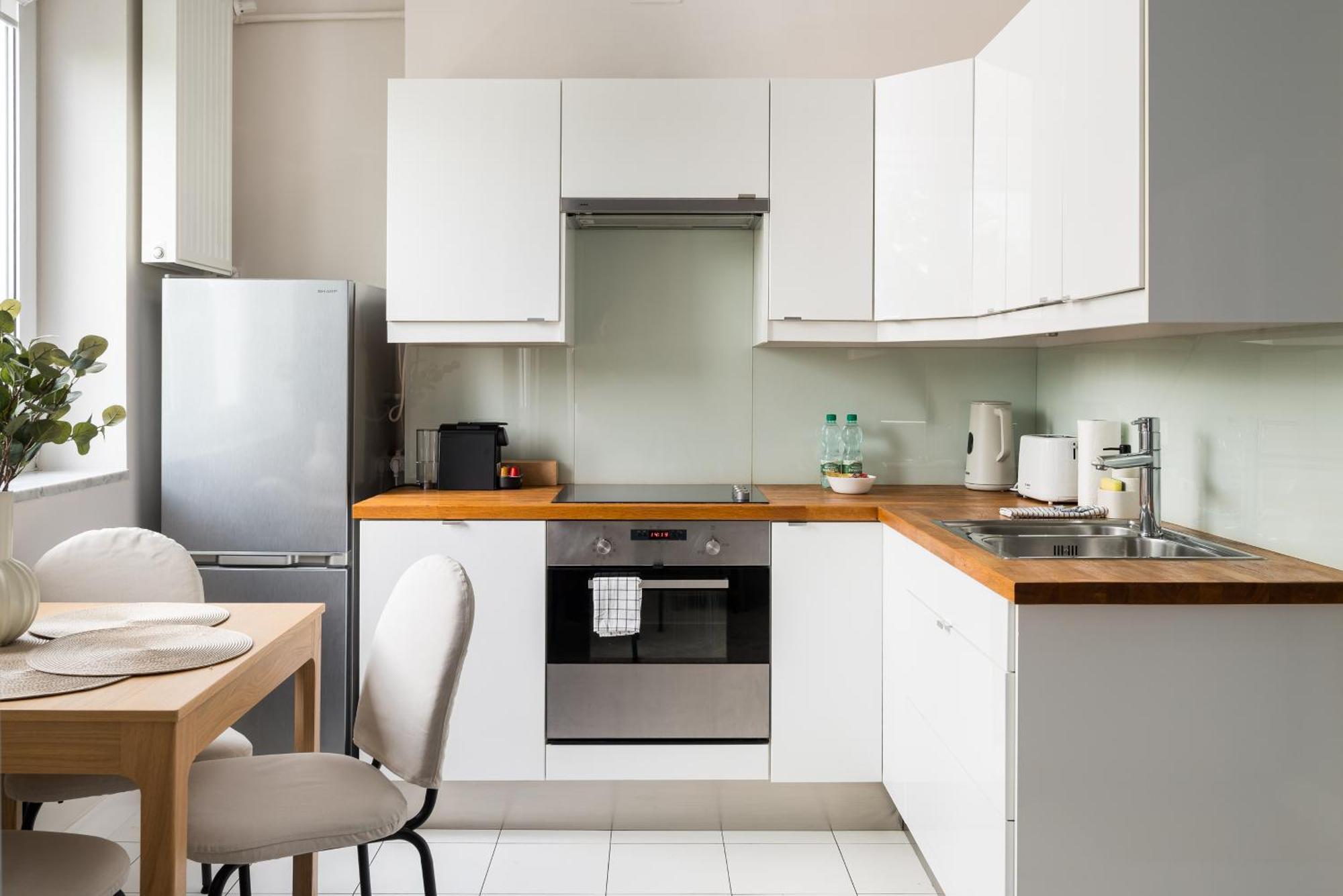 Wola Ratusz Homely Apartment Warsaw Ngoại thất bức ảnh