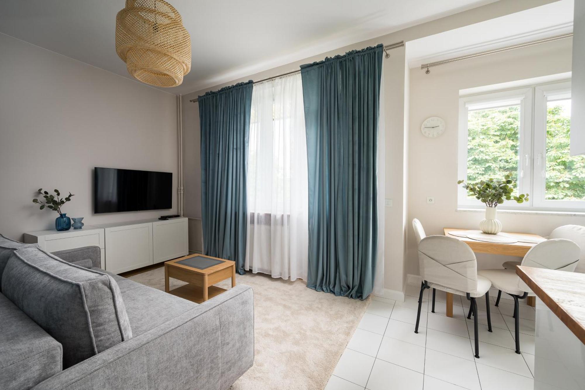Wola Ratusz Homely Apartment Warsaw Ngoại thất bức ảnh