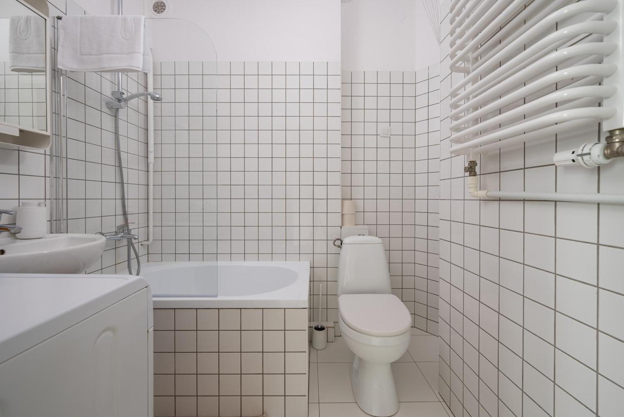 Wola Ratusz Homely Apartment Warsaw Ngoại thất bức ảnh