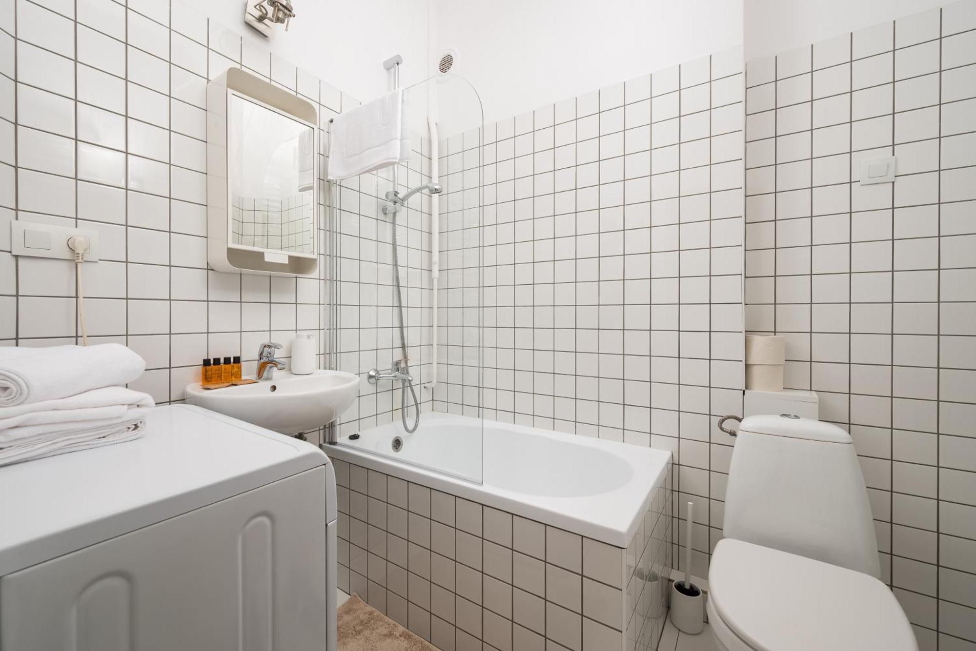 Wola Ratusz Homely Apartment Warsaw Ngoại thất bức ảnh